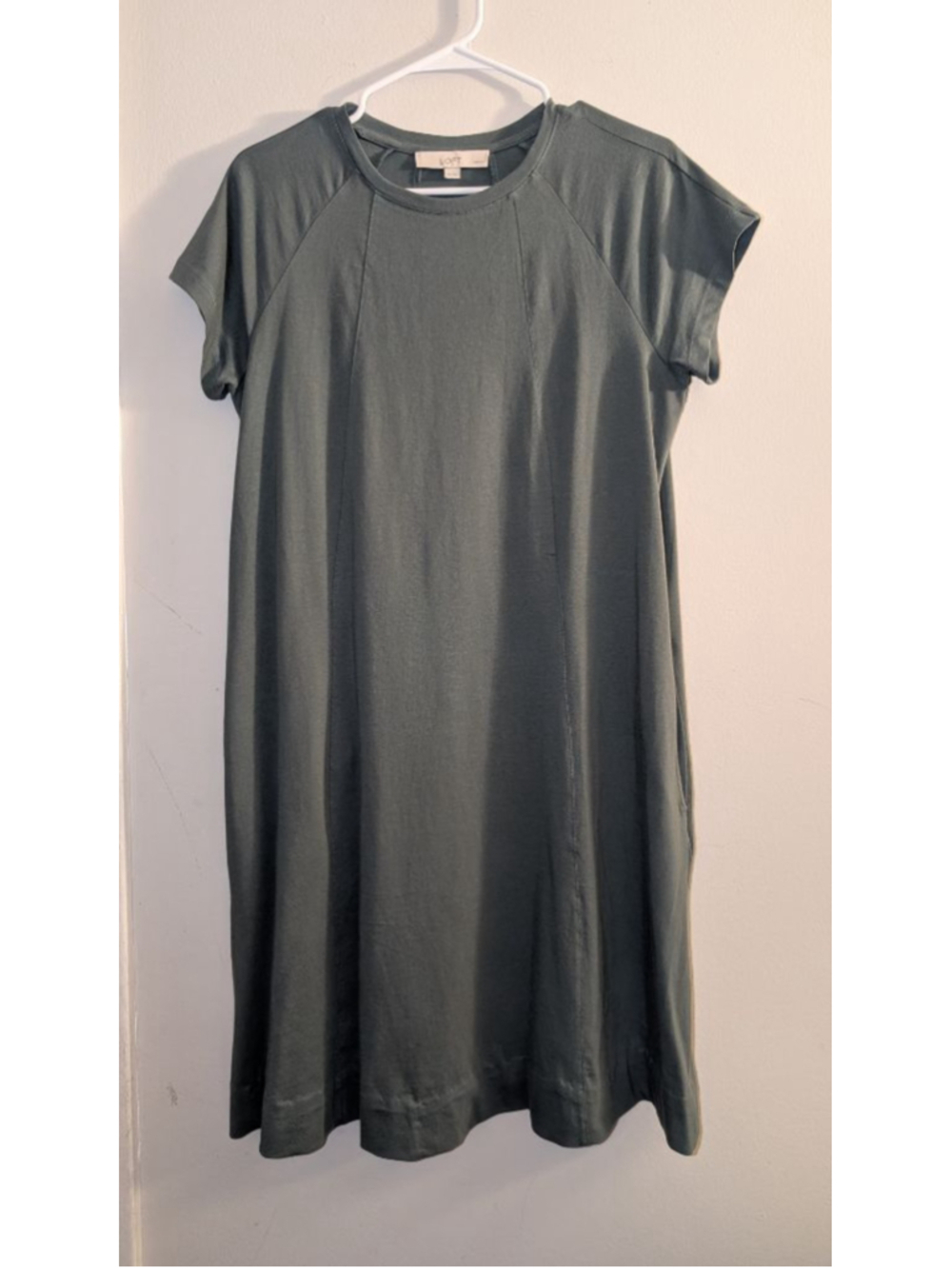 LOFT Petite Dark Gray/ Green Short Sleeve Shift Dress MP, women